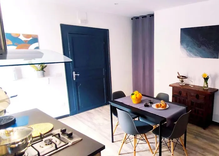 Classic One-Bedroom Apartment